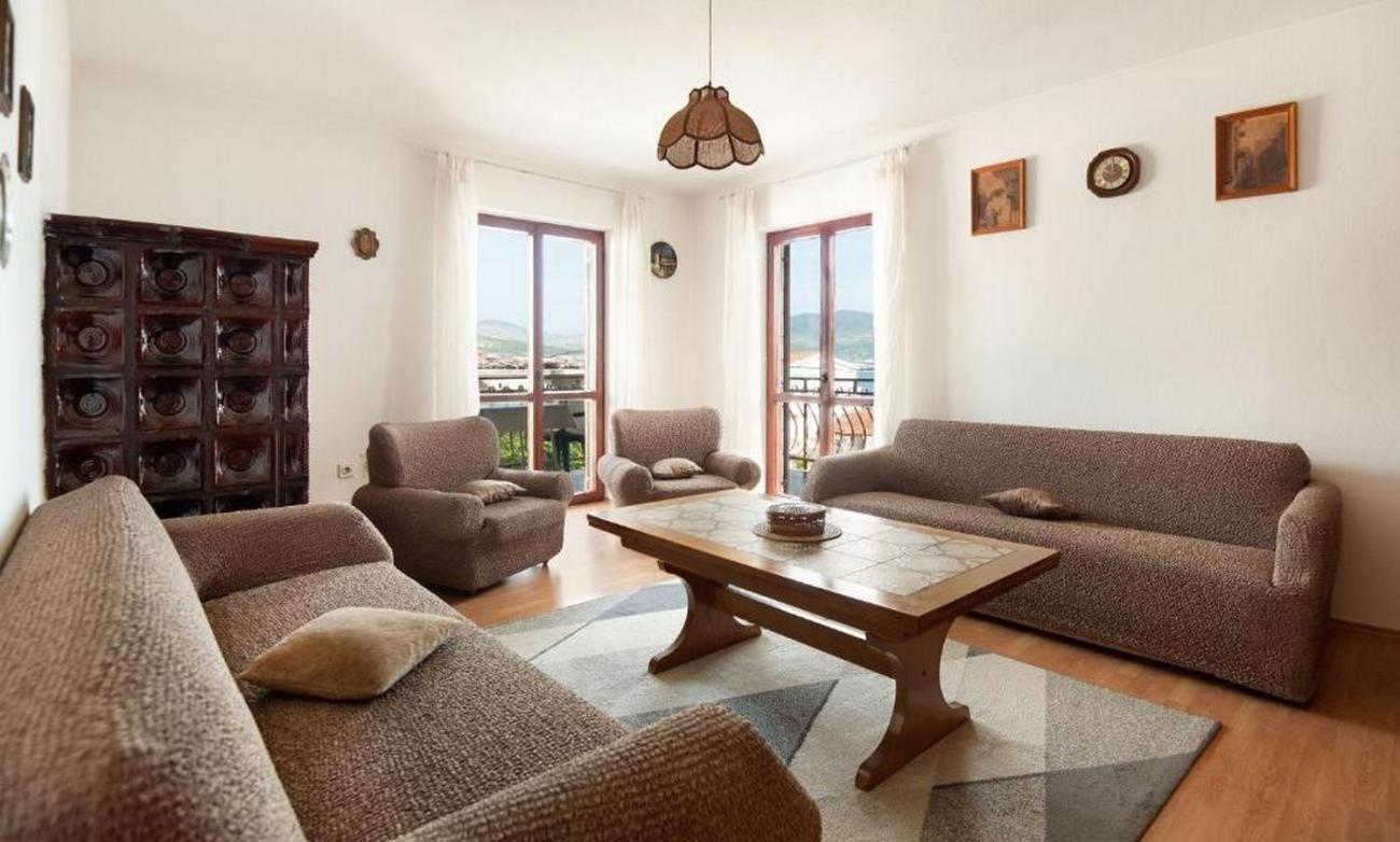Apartments By The Sea Arbanija, Ciovo - 17332 Трогир Экстерьер фото